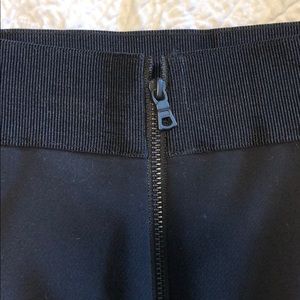 Alice + Olivia Skirts - Alive and Olivia Skirt Alice + Olivia Skirts - Alive and Olivia Skirt